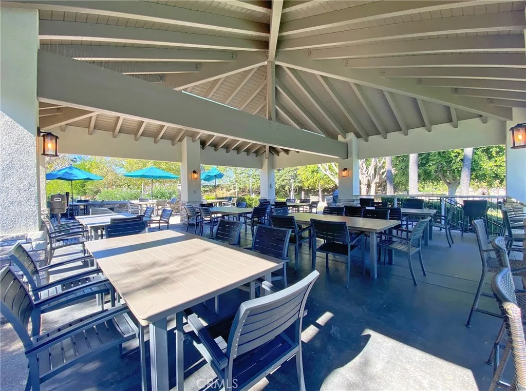 Covered Outdoor Entertaining Area