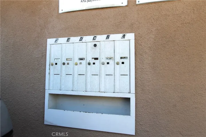 Mail Box