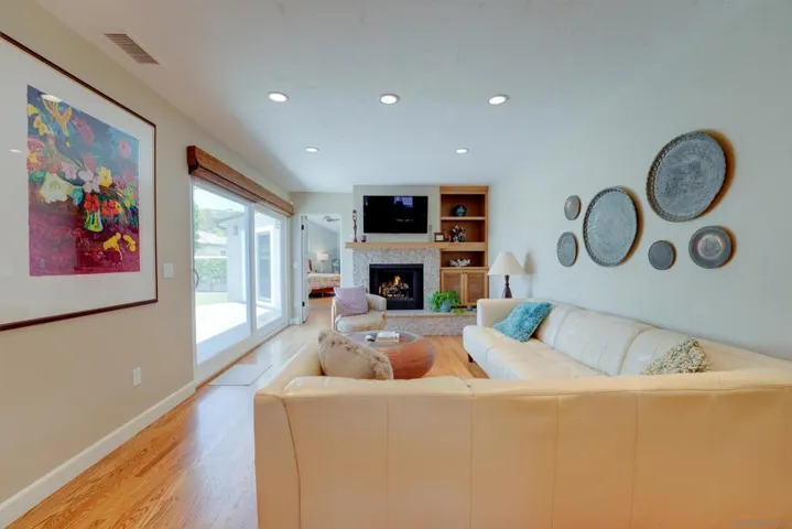 8139 Paseo Del Ocaso, La Jolla, California 92037