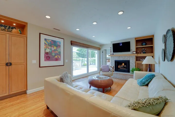 8139 Paseo Del Ocaso, La Jolla, California 92037