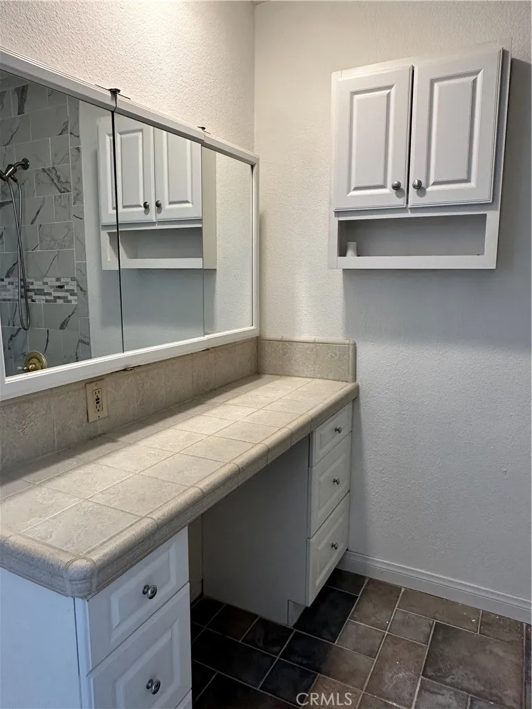 Guest house vanity area