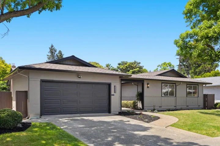 3590 Lupine Avenue, Palo Alto, California 94303