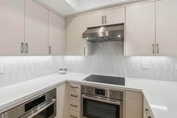 1107 Juana Court, Palo Alto, California 94303