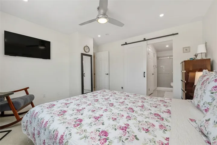 Primary suite