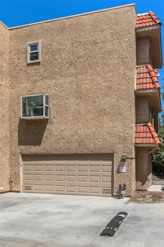 2 Car garage