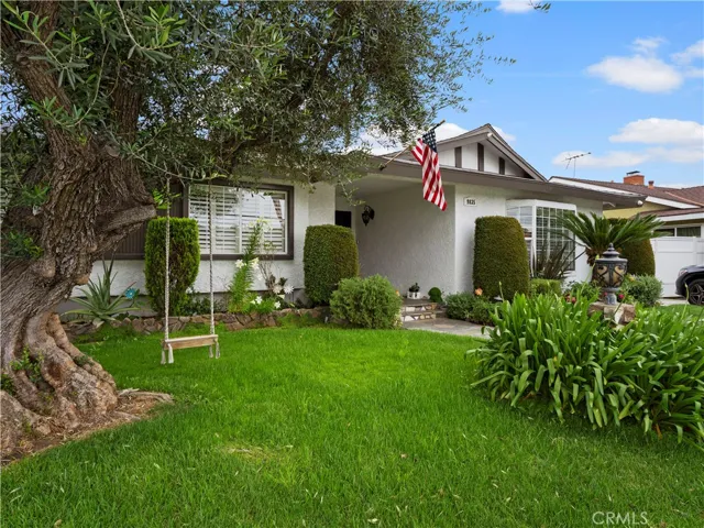 9835 Brookshire, Downey, California 90240