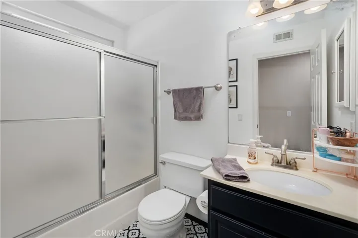 Upstairs Bath