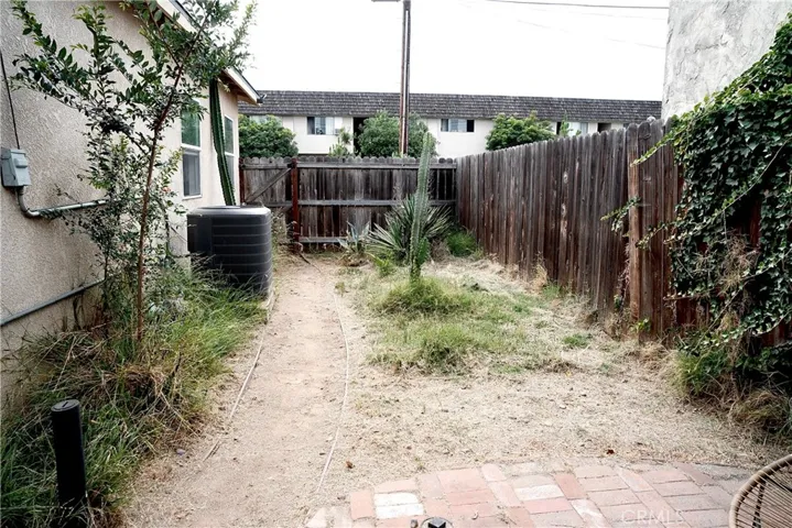 photo taken by co-listing agent Martin Ngo