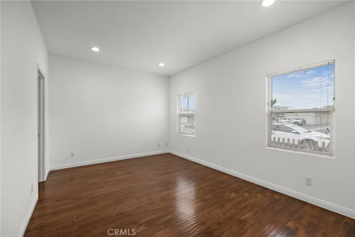 Primary bedroom - Original photo of virtually staged