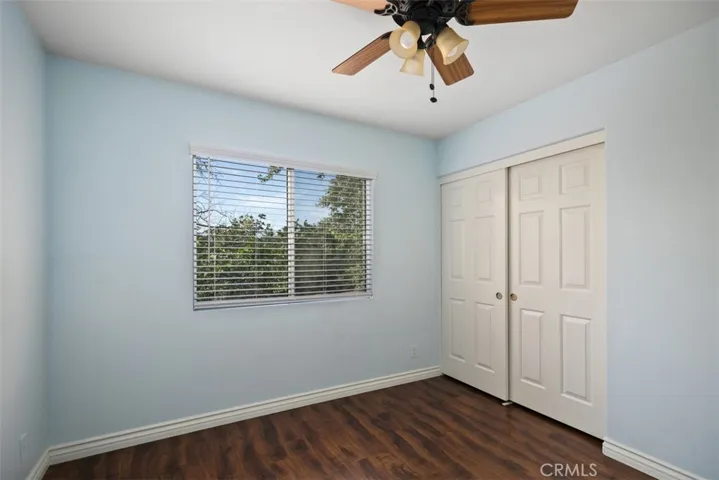 Here is a view of one of the other secondary bedrooms