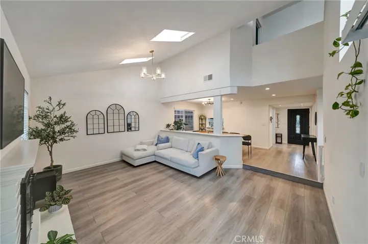 21733 Vintage, Chatsworth, California 91311
