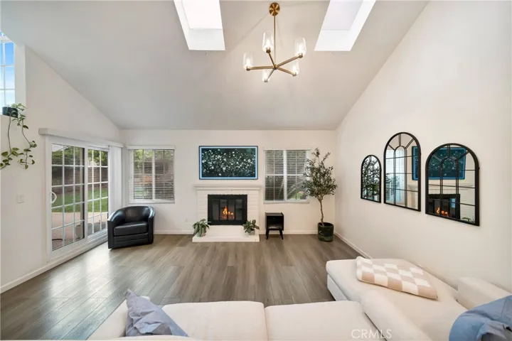 21733 Vintage, Chatsworth, California 91311