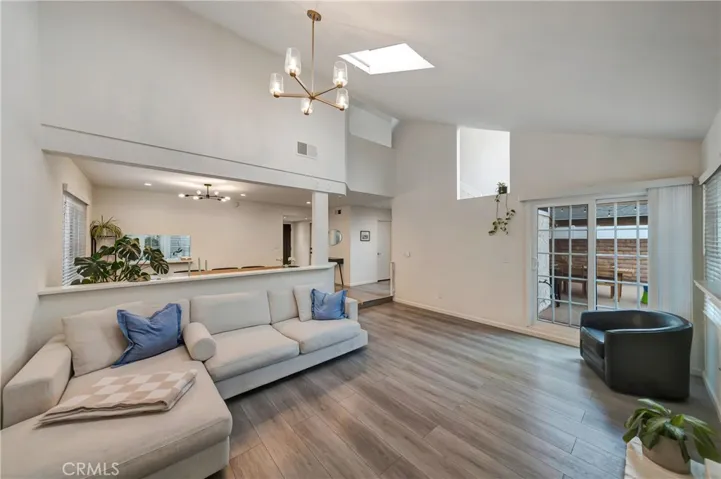 21733 Vintage, Chatsworth, California 91311
