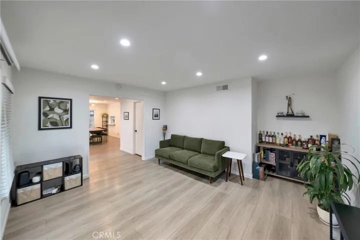 21733 Vintage, Chatsworth, California 91311