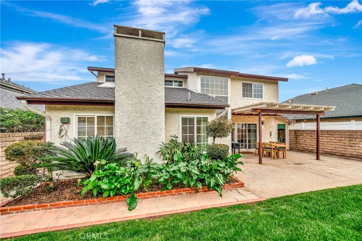 21733 Vintage, Chatsworth, California 91311