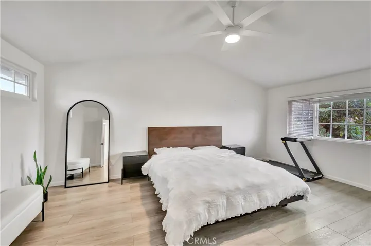 21733 Vintage, Chatsworth, California 91311