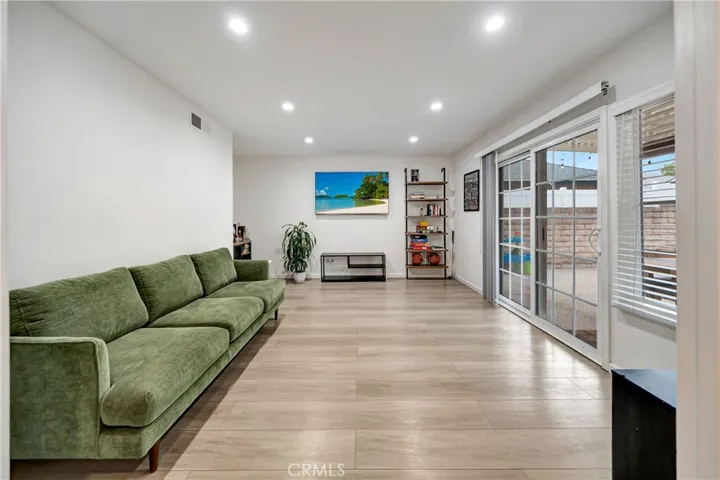 21733 Vintage, Chatsworth, California 91311