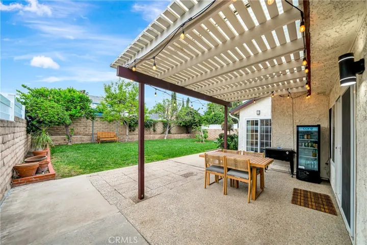 21733 Vintage, Chatsworth, California 91311