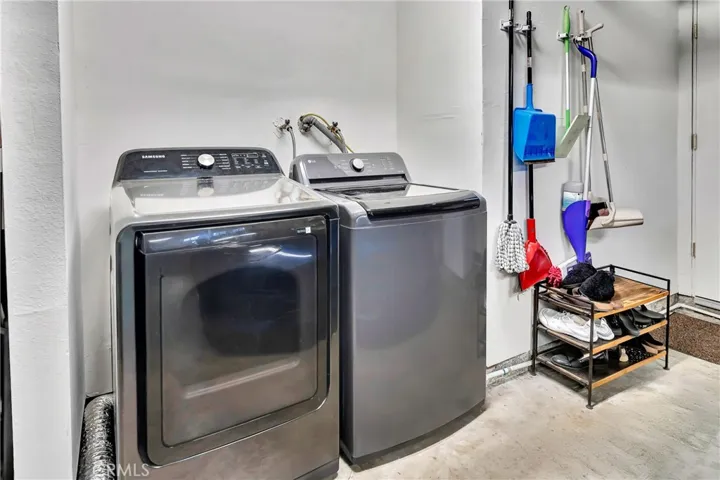 21733 Vintage, Chatsworth, California 91311
