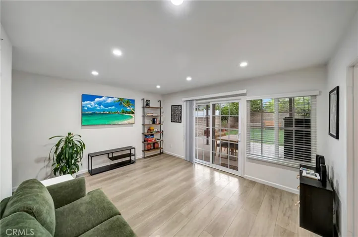 21733 Vintage, Chatsworth, California 91311