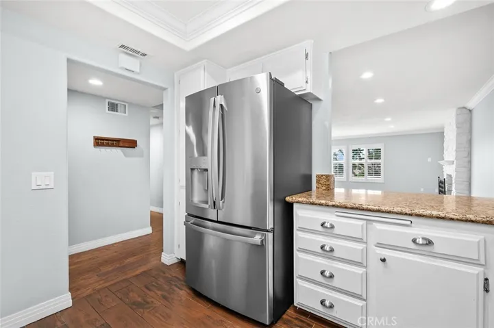 2514 E Willow Street 105, Signal Hill, California 90755