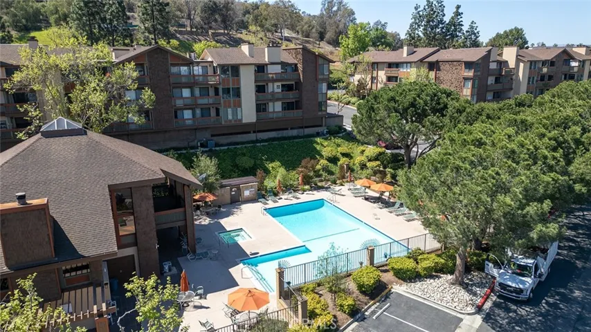 2514 E Willow Street 105, Signal Hill, California 90755