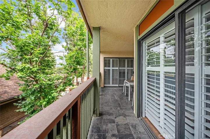 2514 E Willow Street 105, Signal Hill, California 90755
