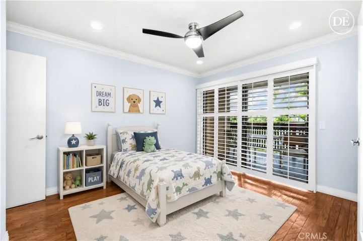 Virtually staged - wall bed cabinet removed