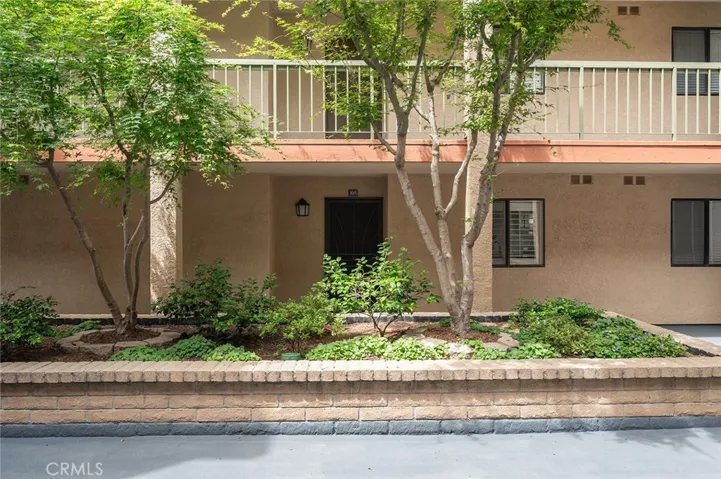 2514 E Willow Street 105, Signal Hill, California 90755