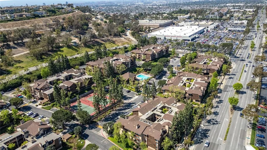 2514 E Willow Street 105, Signal Hill, California 90755