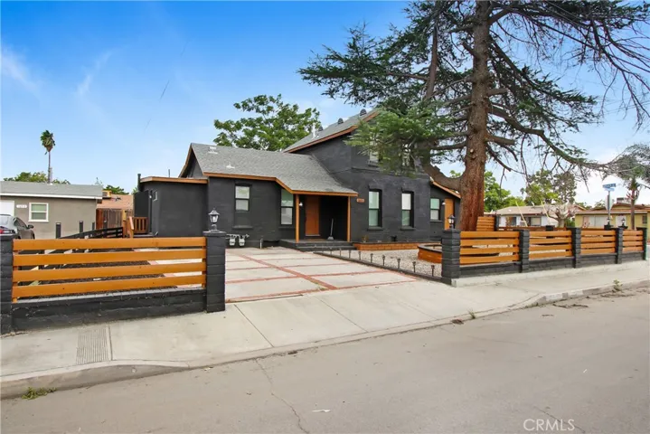 6 BED UNIT