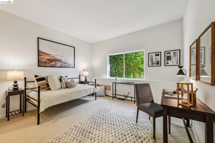 35 Bay Forest Ct, Oakland, California 94611