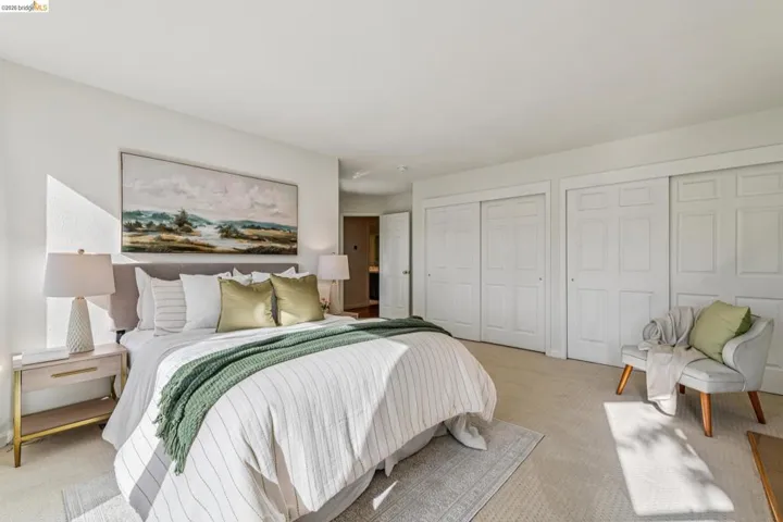 35 Bay Forest Ct, Oakland, California 94611