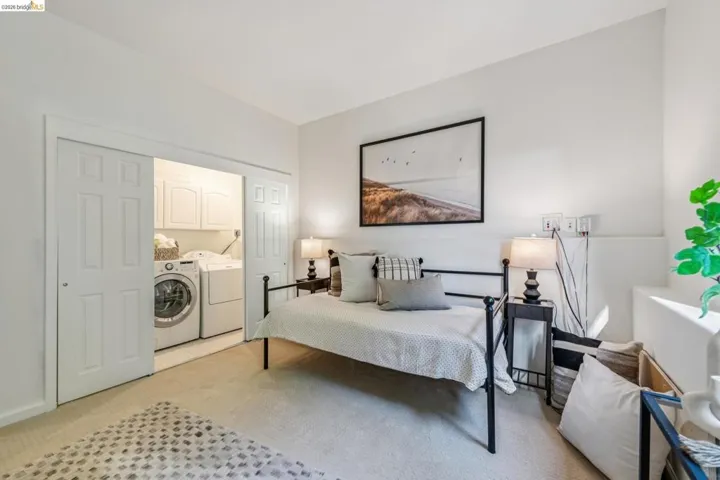 35 Bay Forest Ct, Oakland, California 94611