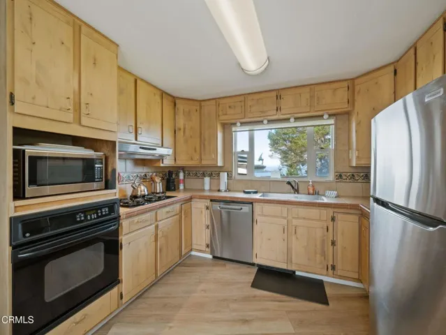 Headlands Cove Kit