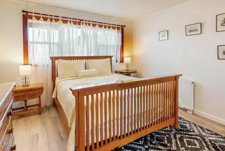 Main house bedroom 2