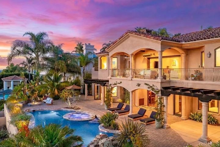 7133 Obelisco Circle, Carlsbad, California 92009