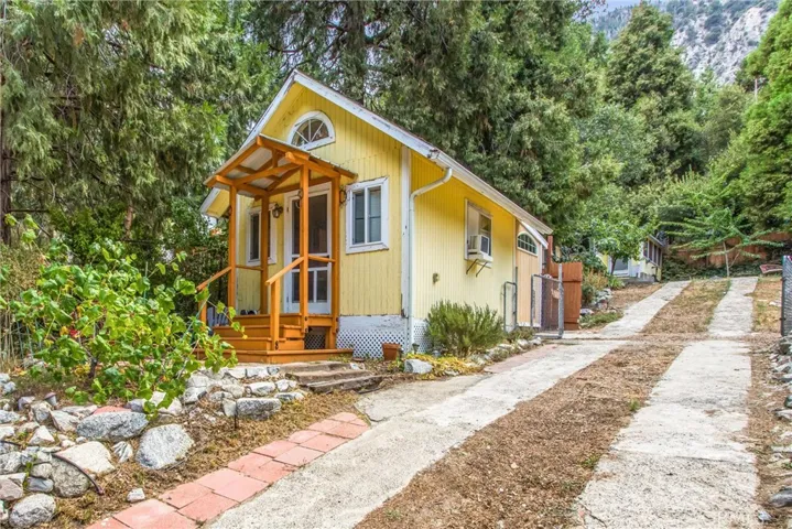 39429 Canyon Drive, Forest Falls, California 92339