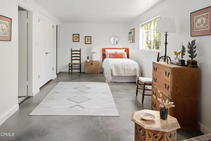 34-Guest House