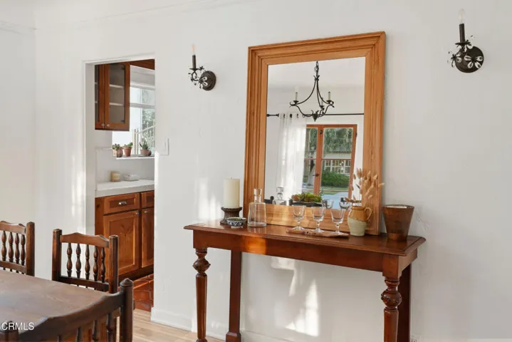48-Dining Room