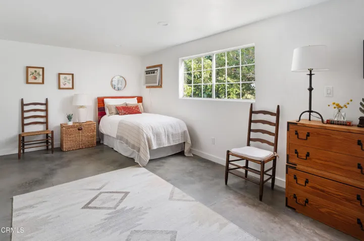 35-Guest House