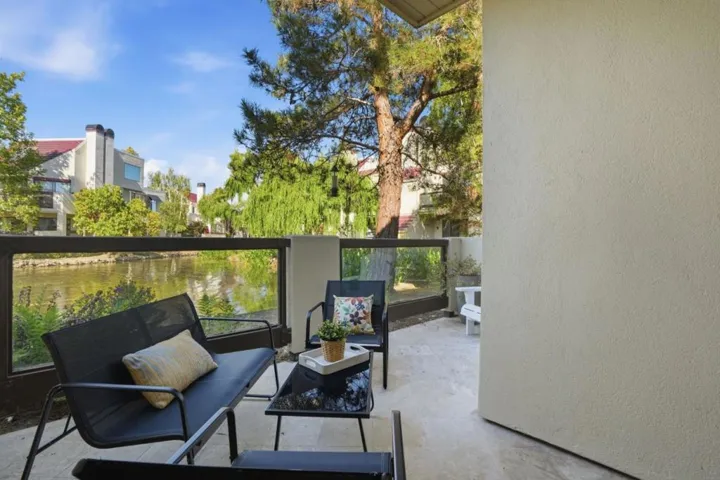 126 Shorebird Circle, Redwood City, California 94065