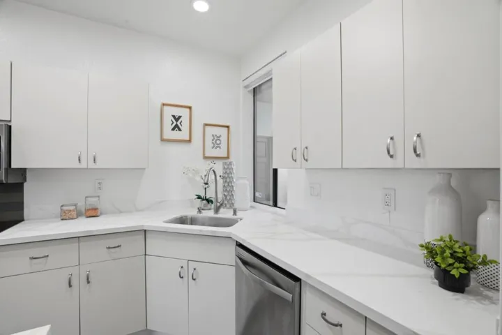 126 Shorebird Circle, Redwood City, California 94065