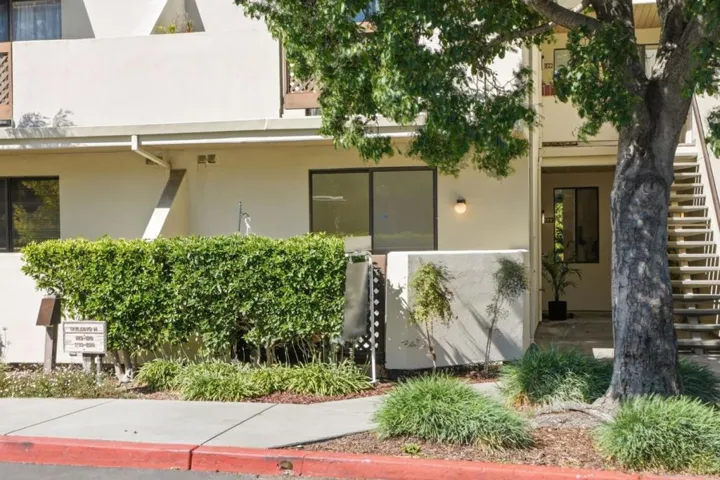 126 Shorebird Circle, Redwood City, California 94065