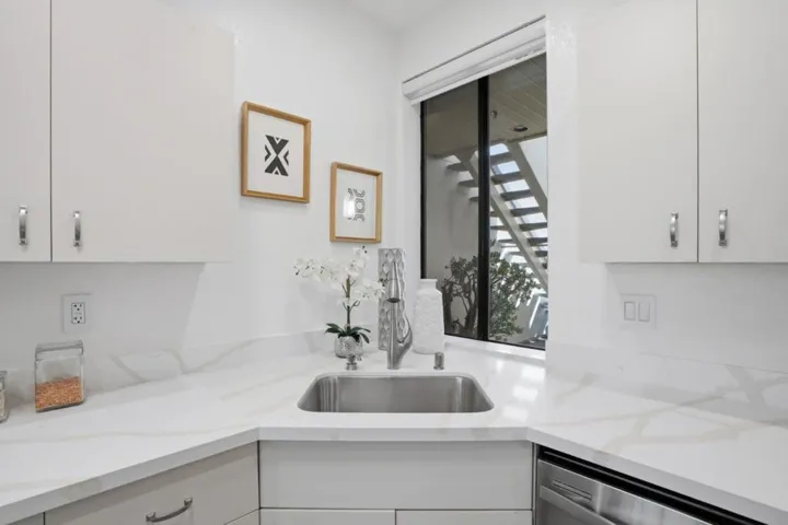 126 Shorebird Circle, Redwood City, California 94065