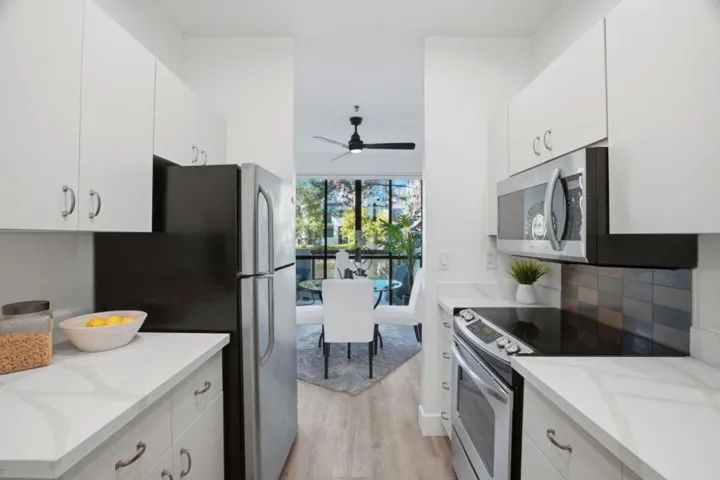 126 Shorebird Circle, Redwood City, California 94065
