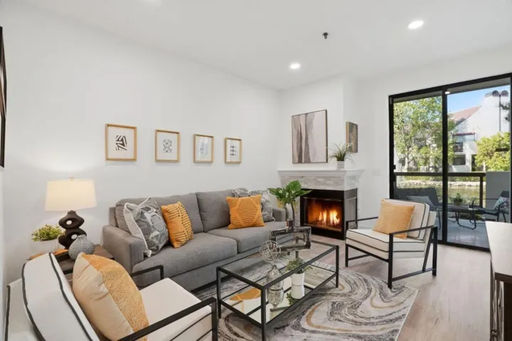 126 Shorebird Circle, Redwood City, California 94065