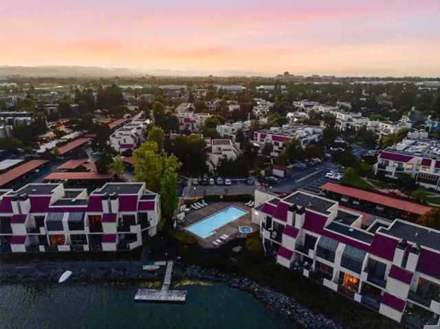 126 Shorebird Circle, Redwood City, California 94065