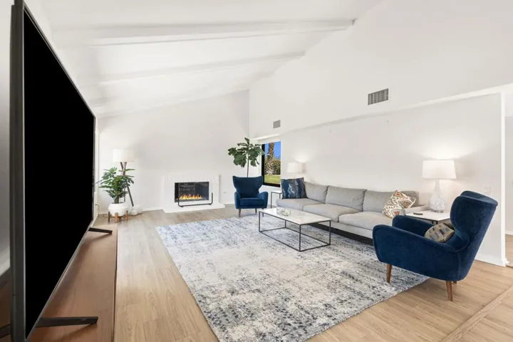 34-web-or-mls-8M4A3982
