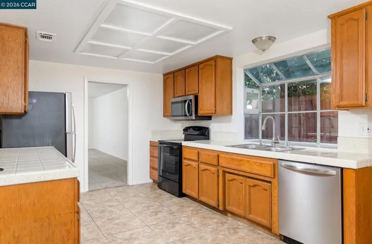 8017 Spengler Dr, Sacramento, California 95828